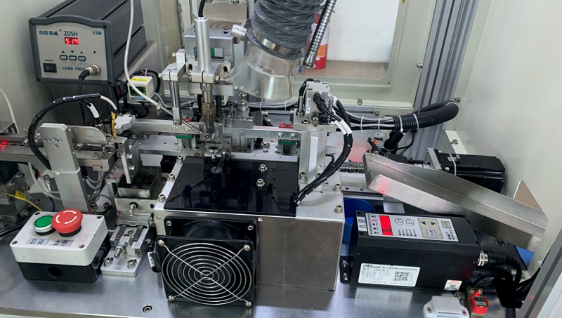 焊锡机局部图片