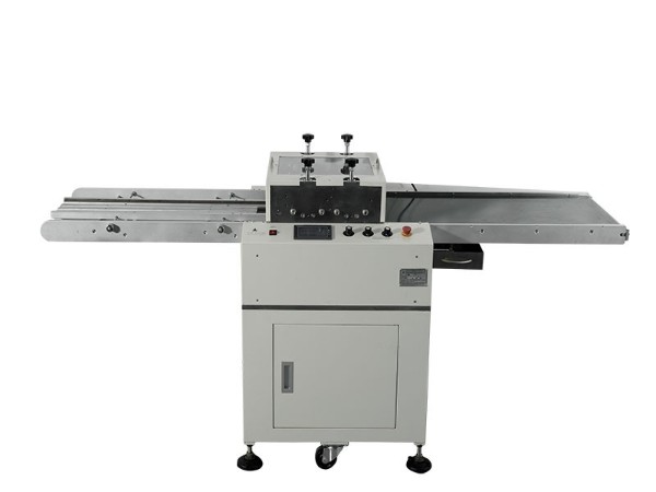 CR-3500 铝基板多刀式分板机