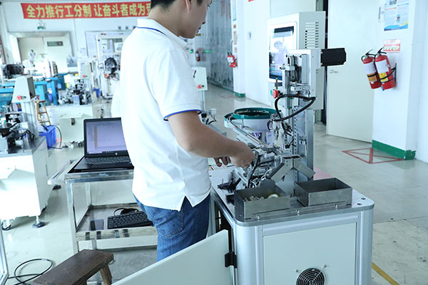 深圳pvc自动点胶机