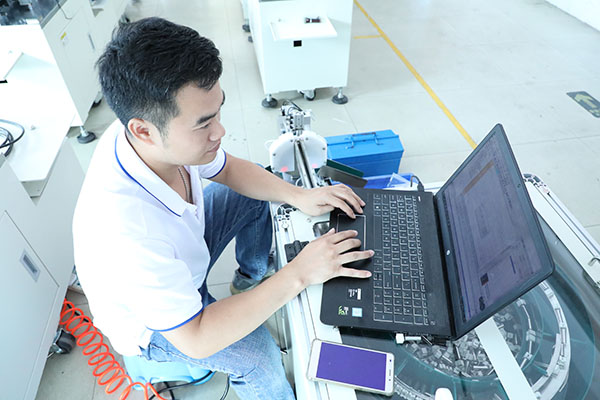 点胶机全自动哪家好