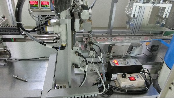 专业点胶机厂家