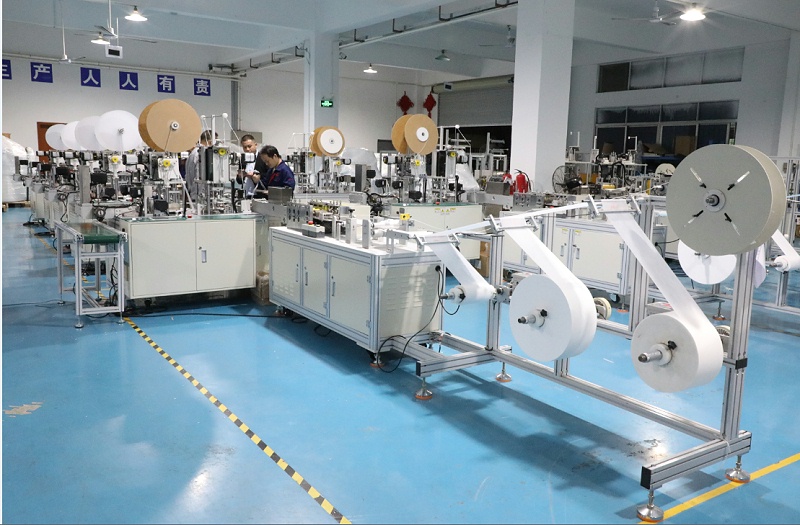 全自动一拖一内耳包边口罩机整体图